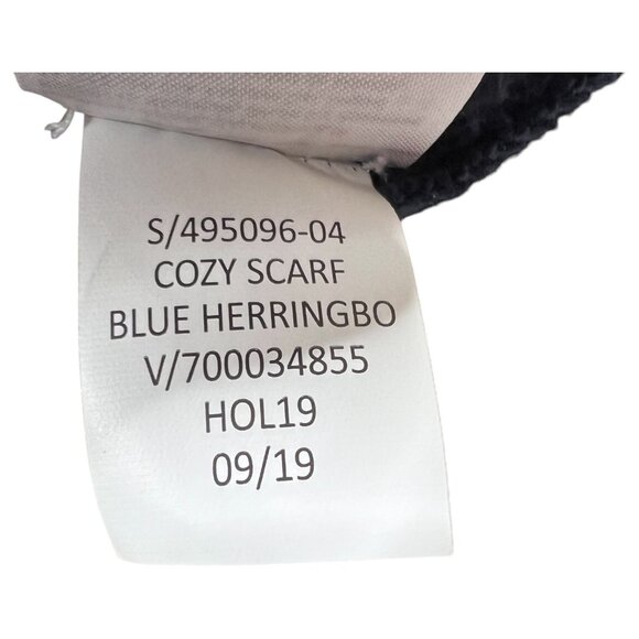 New Gap Womens Navy Blue Shawl Scarf 20 x 78” Wrap Herringbone One Size Acrylic - Picture 5 of 9